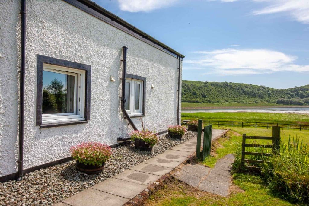 web-1Z6E9293 exterior