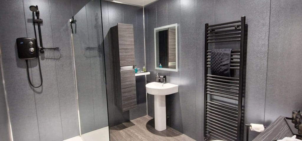 Gigha Suite bathroom